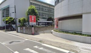 「海鮮唐揚げ光苑 やそきち食堂」三郷市健康福祉会館 地下1階